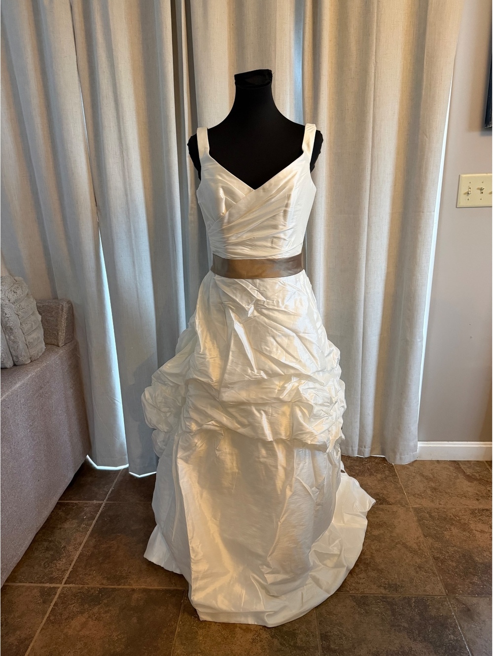 Da Vinci Ivory and Bronze Wedding Dress Size 12